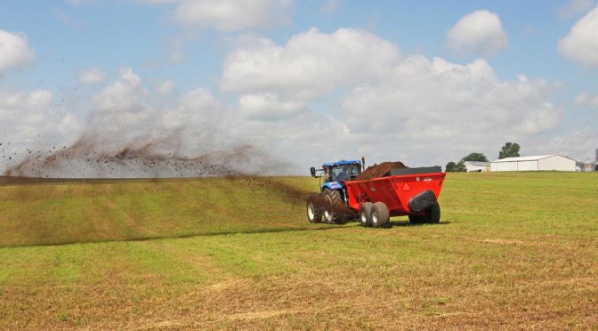 O uso do esterco da pecuária intensiva na agricultura